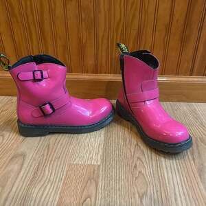 Dr. Martens Junior Pink Boots